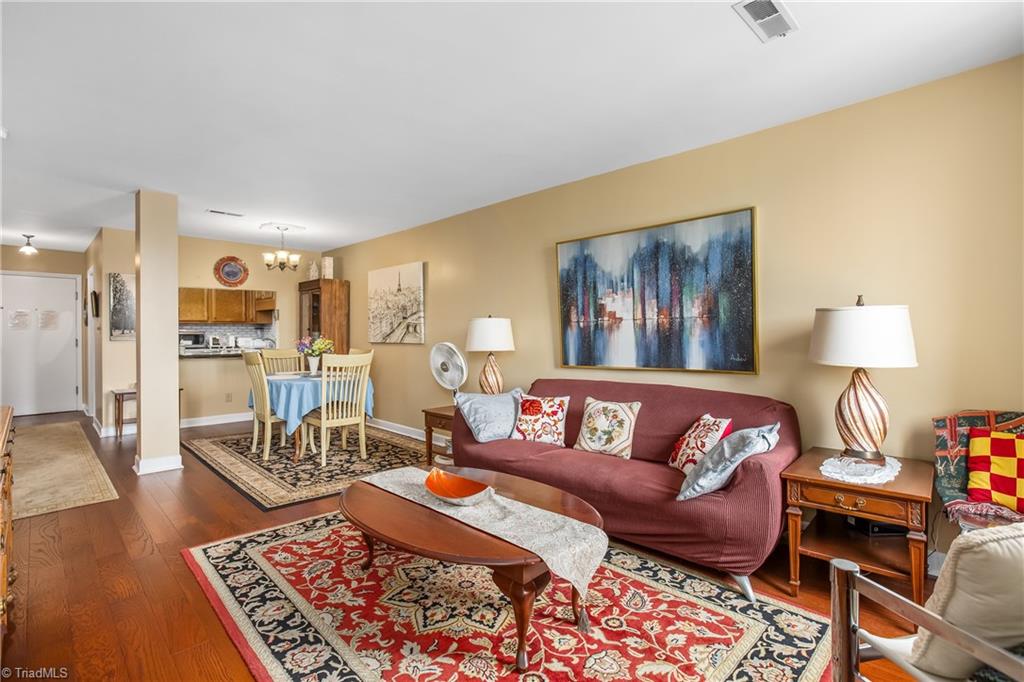 811 W 5th Street # 301, Winston-Salem Unit: 301