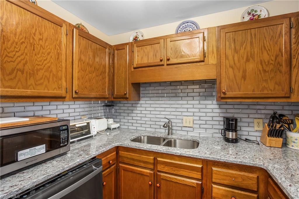 811 W 5th Street # 301, Winston-Salem Unit: 301