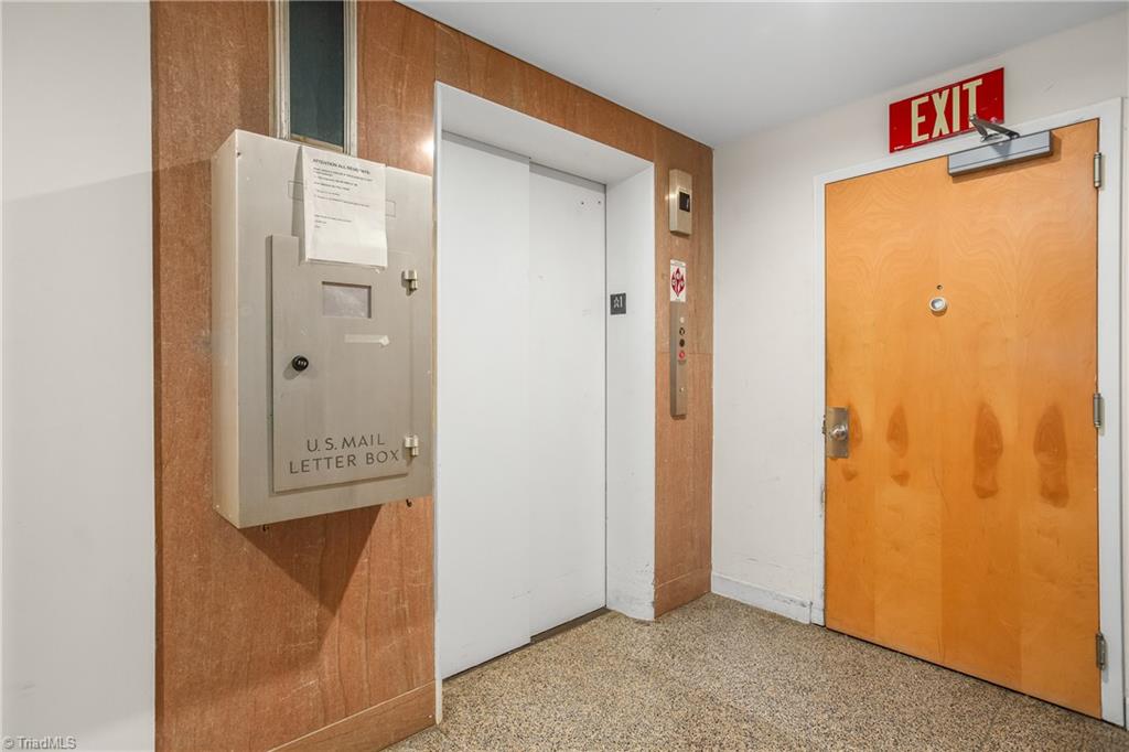 811 W 5th Street # 301, Winston-Salem Unit: 301