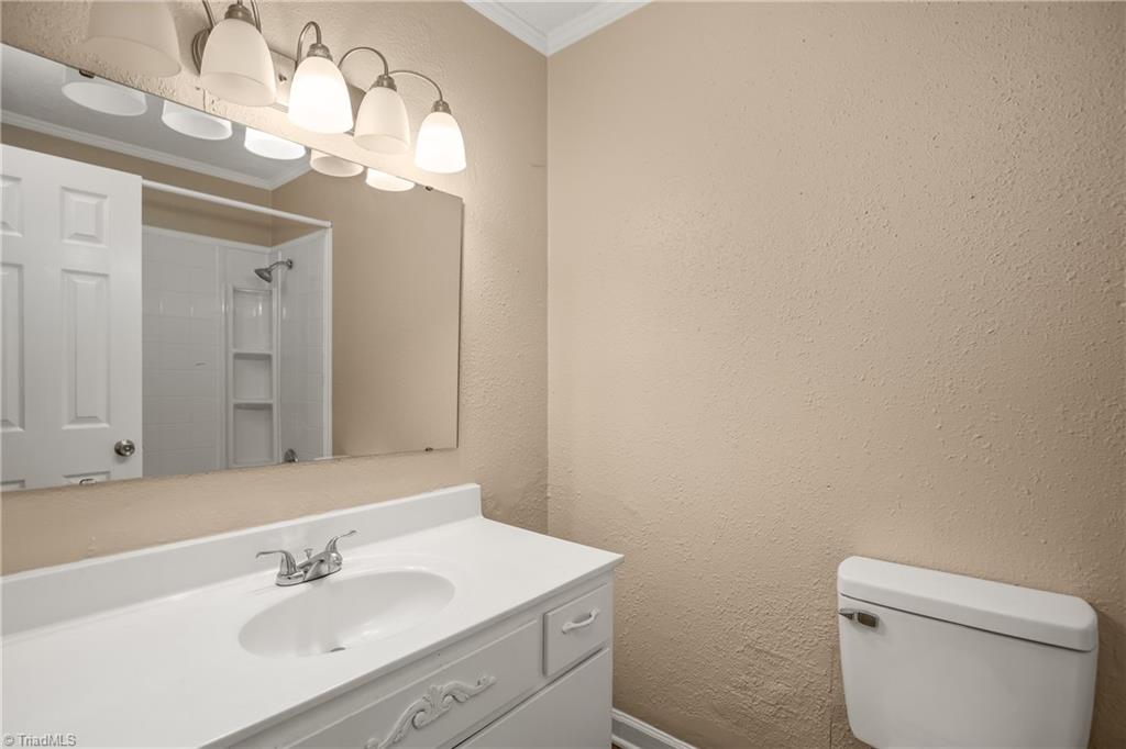 1513 Benbow Street, Winston-Salem