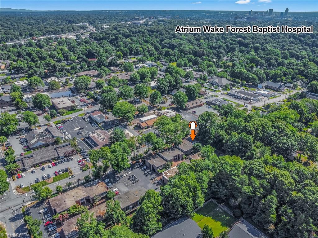 1725 S Hawthorne Road, Winston-Salem