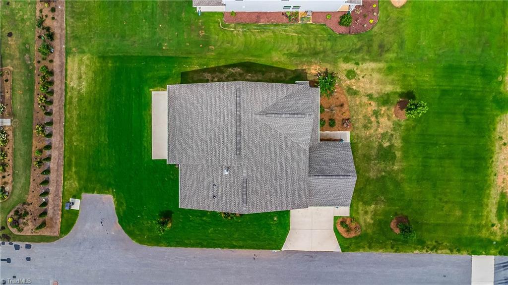 4912 Lark Commons Ln