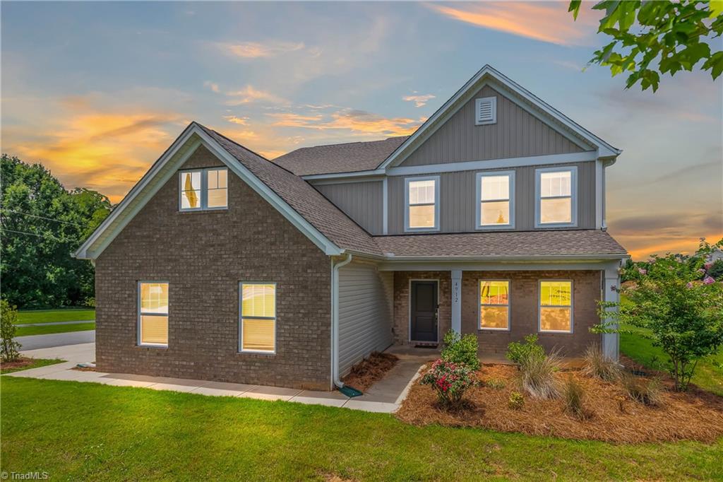 4912 Lark Commons Ln