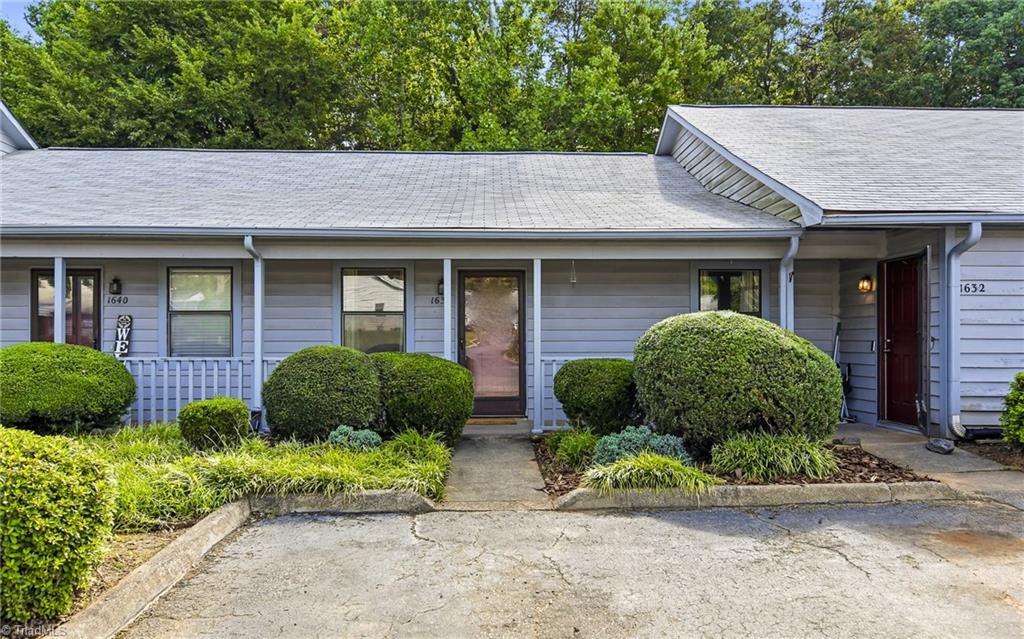1636 Windsong Court, Winston-Salem