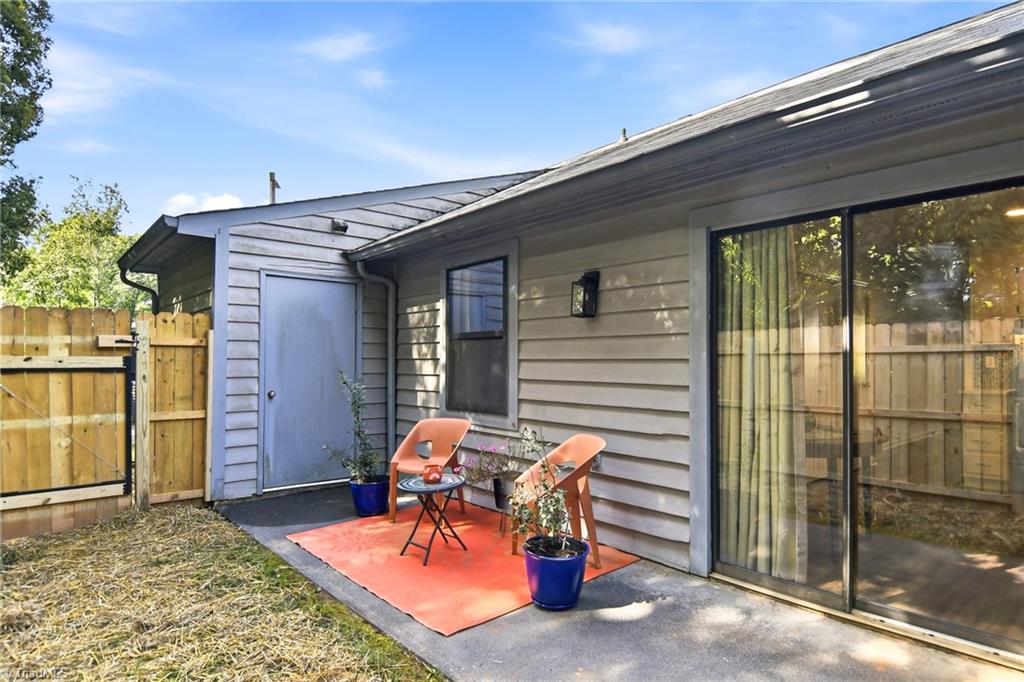 1636 Windsong Court, Winston-Salem