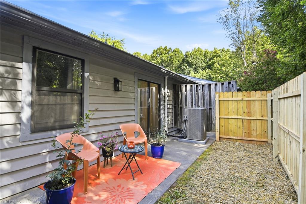 1636 Windsong Court, Winston-Salem