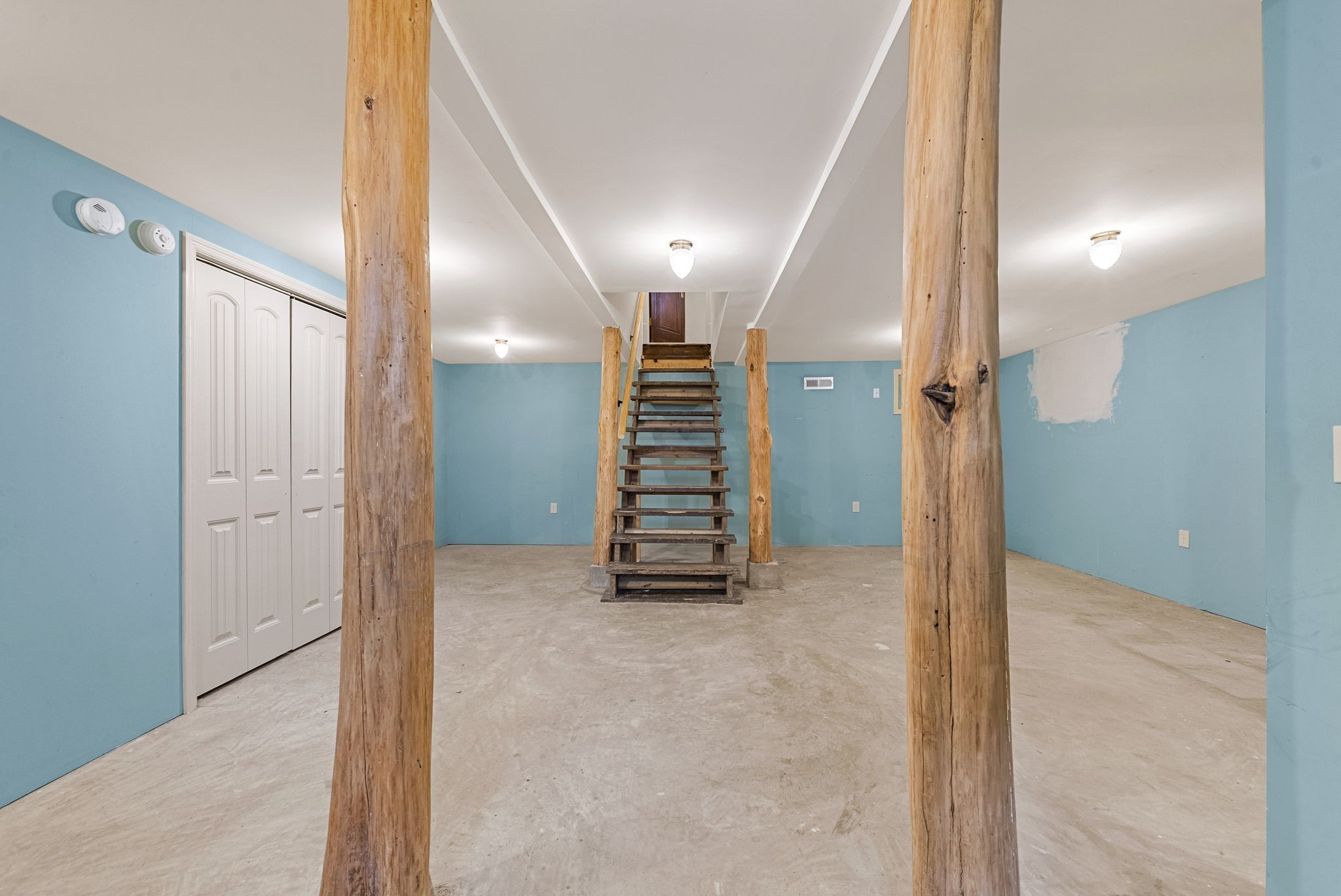 1009 Glendale Ln