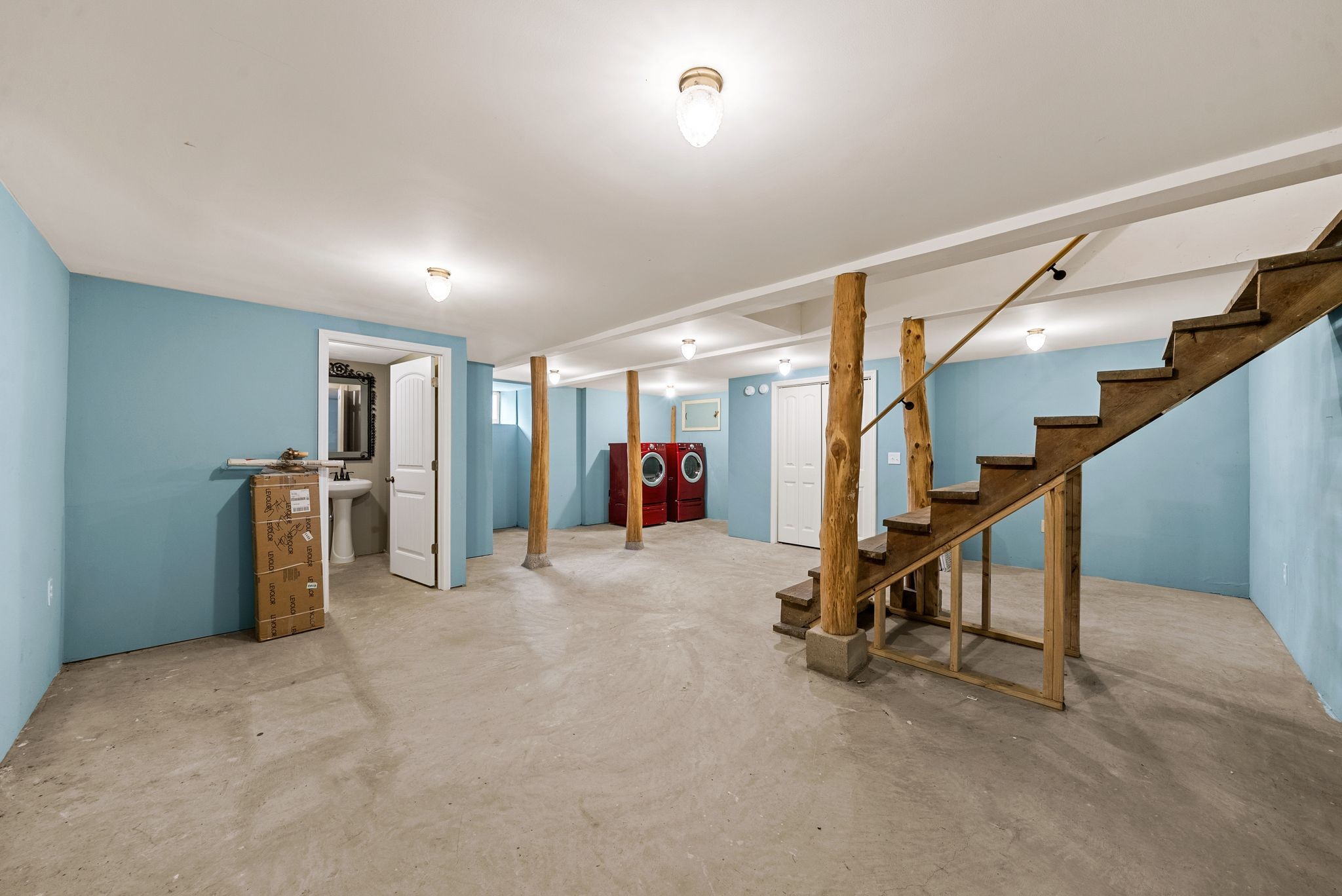 1009 Glendale Ln