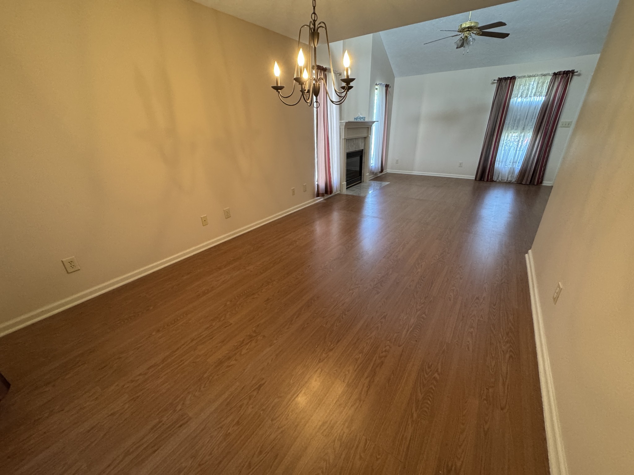 410 Castlewood Ln