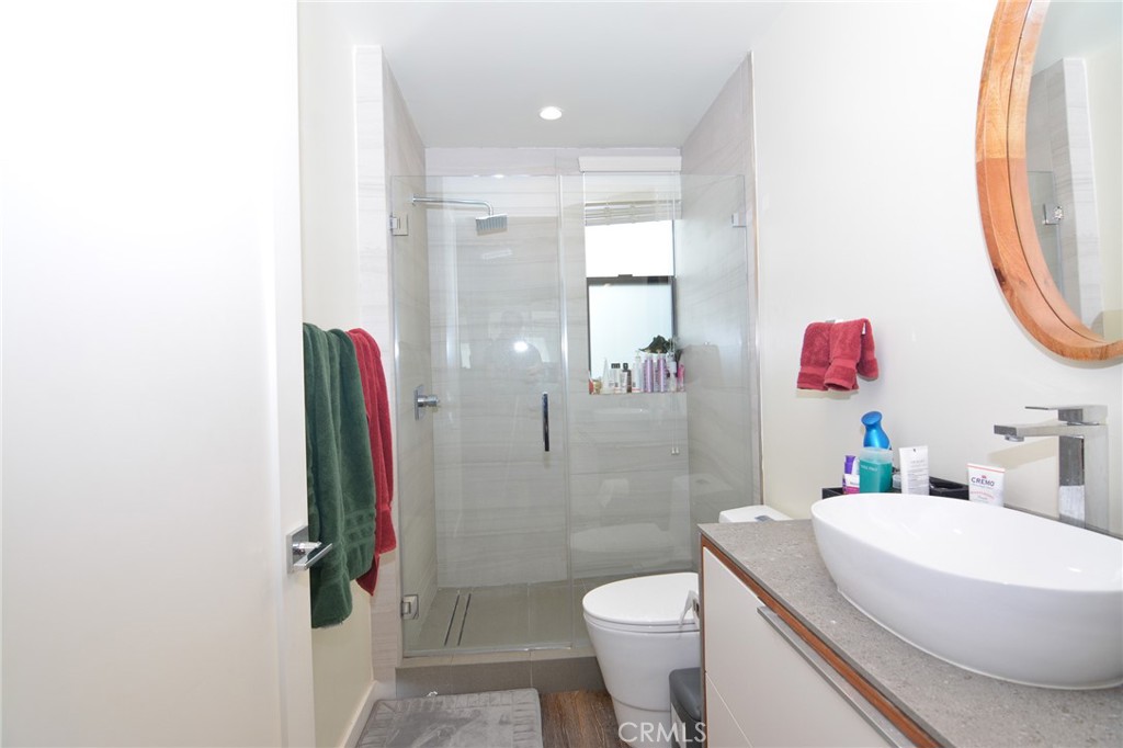 11254 Mississippi Avenue Unit: 4