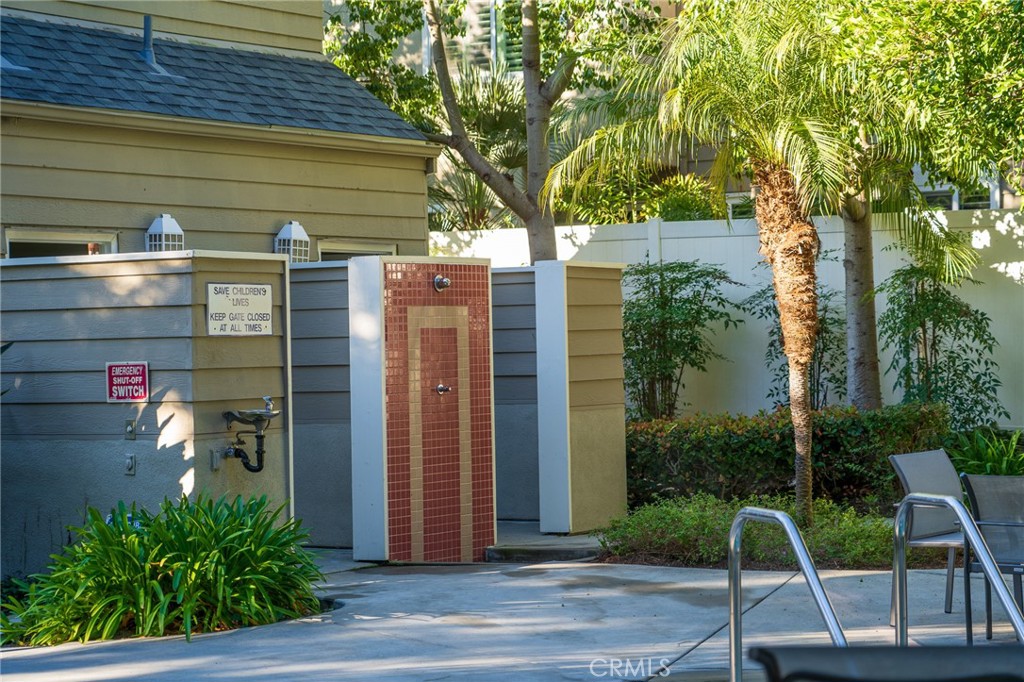 13 Pineoak Unit: 104