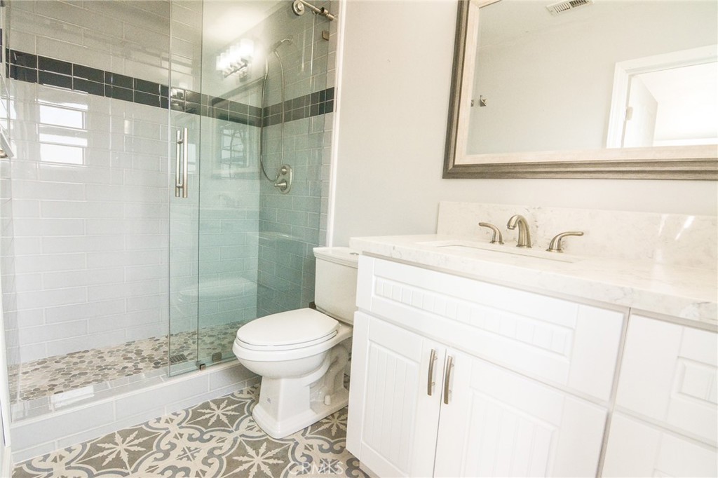 2226 Etiwanda Street 2