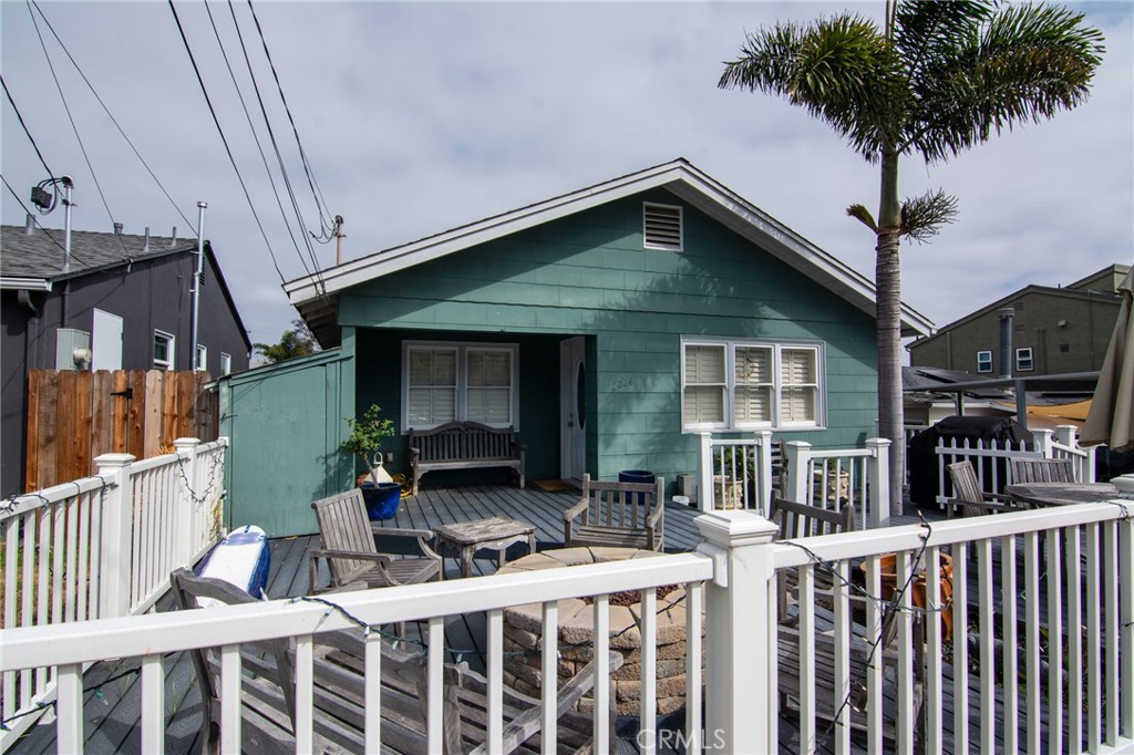 2226 Etiwanda Street 2