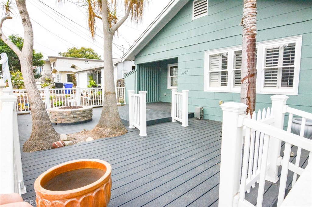 2226 Etiwanda Street 2