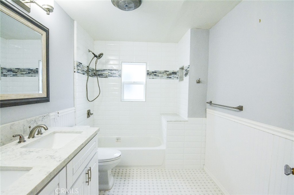 2226 Etiwanda Street 2