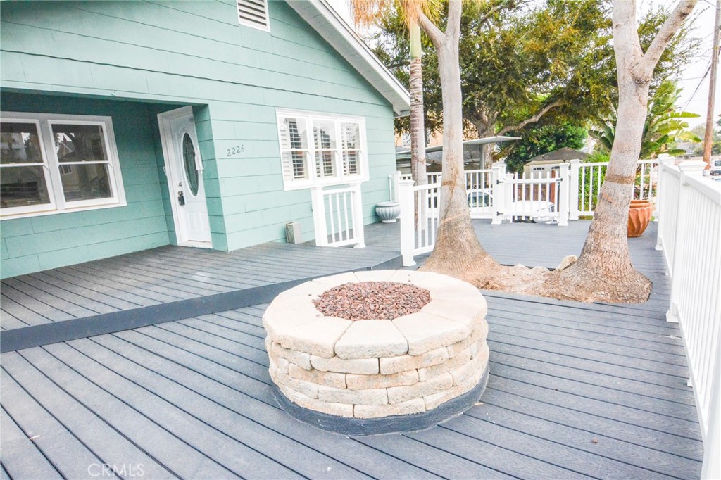 2226 Etiwanda Street 2