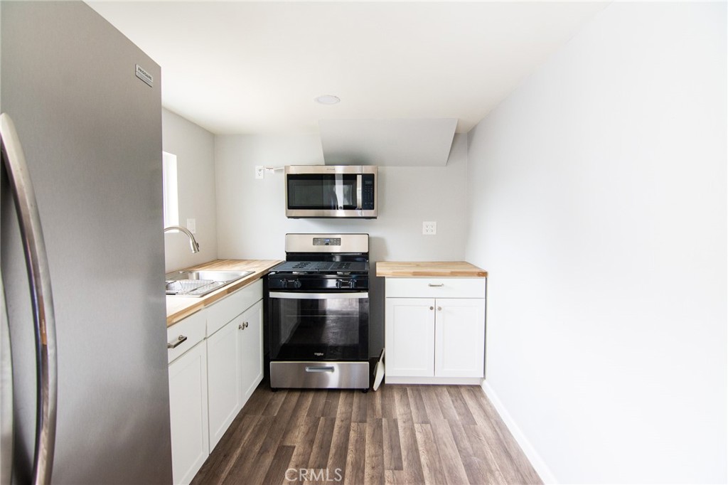 2226 Etiwanda Street 2