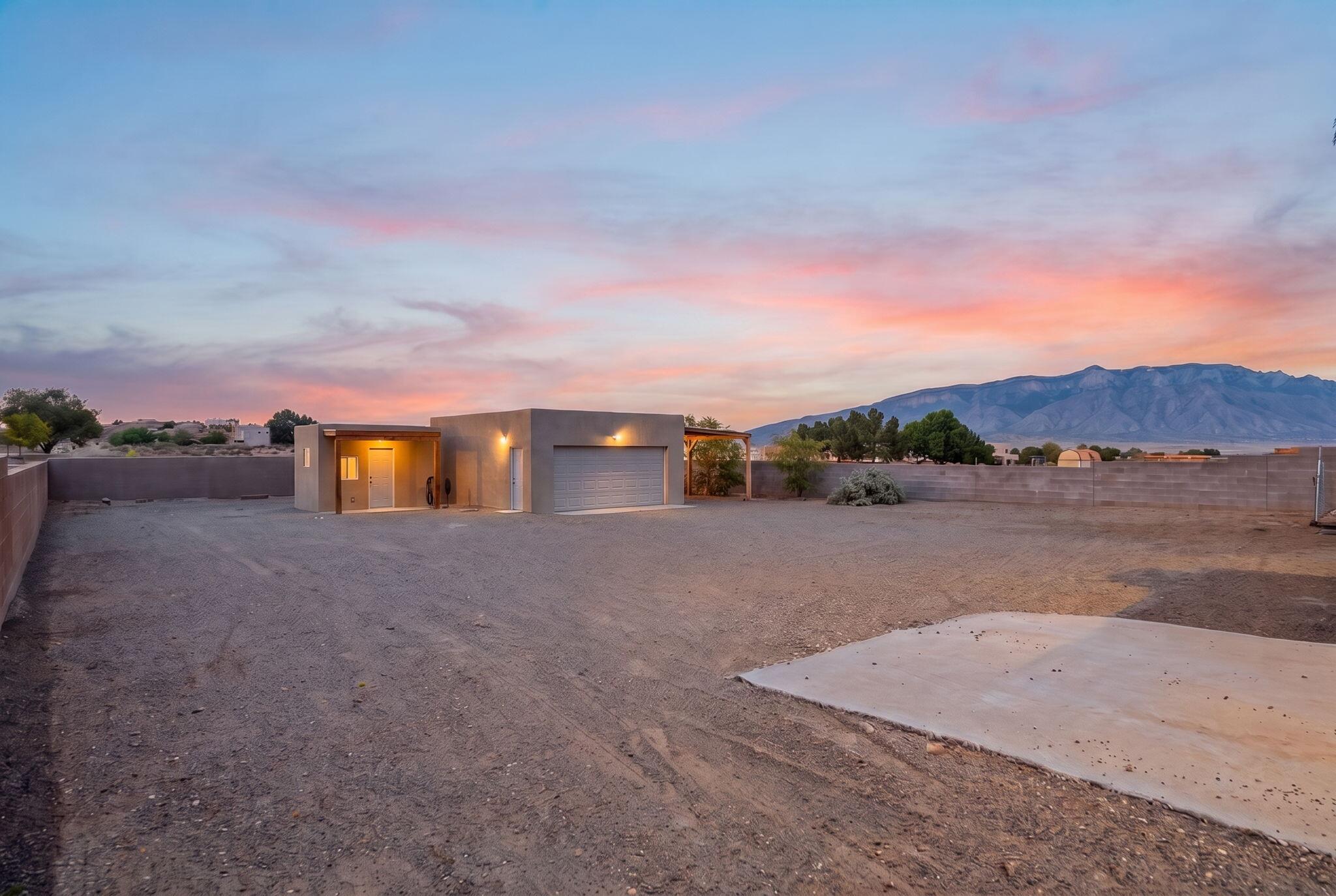 6325 Del Carmen Drive NE