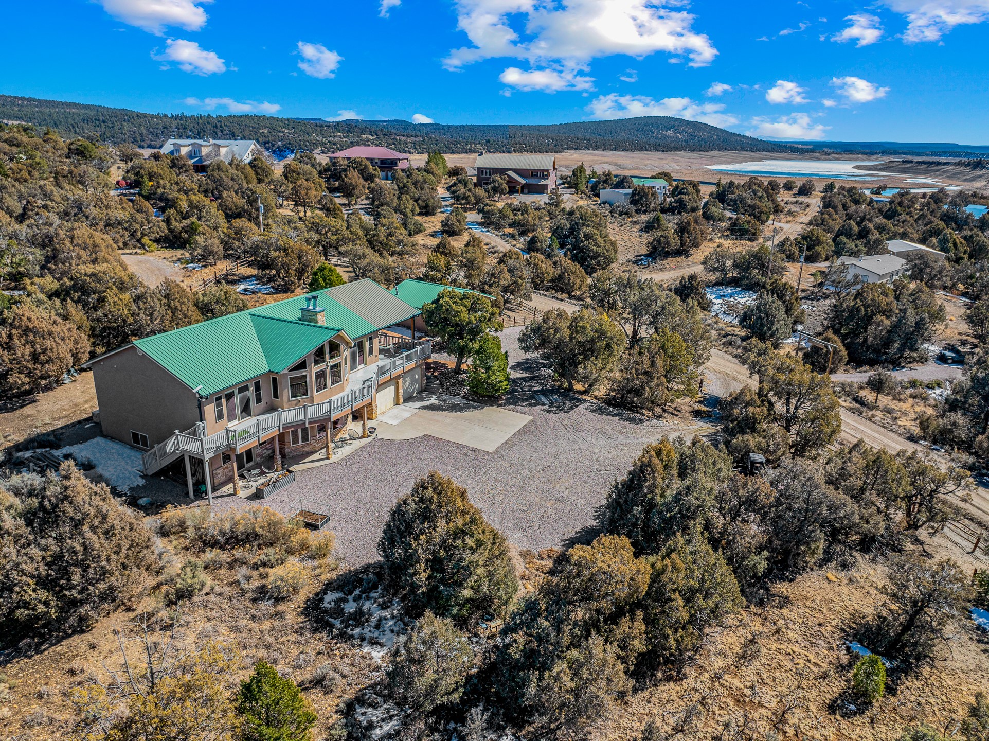 807 County Road 322