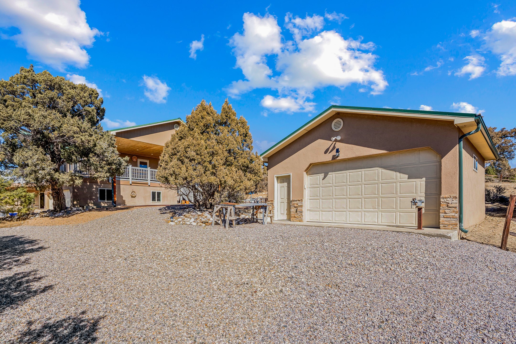 807 County Road 322