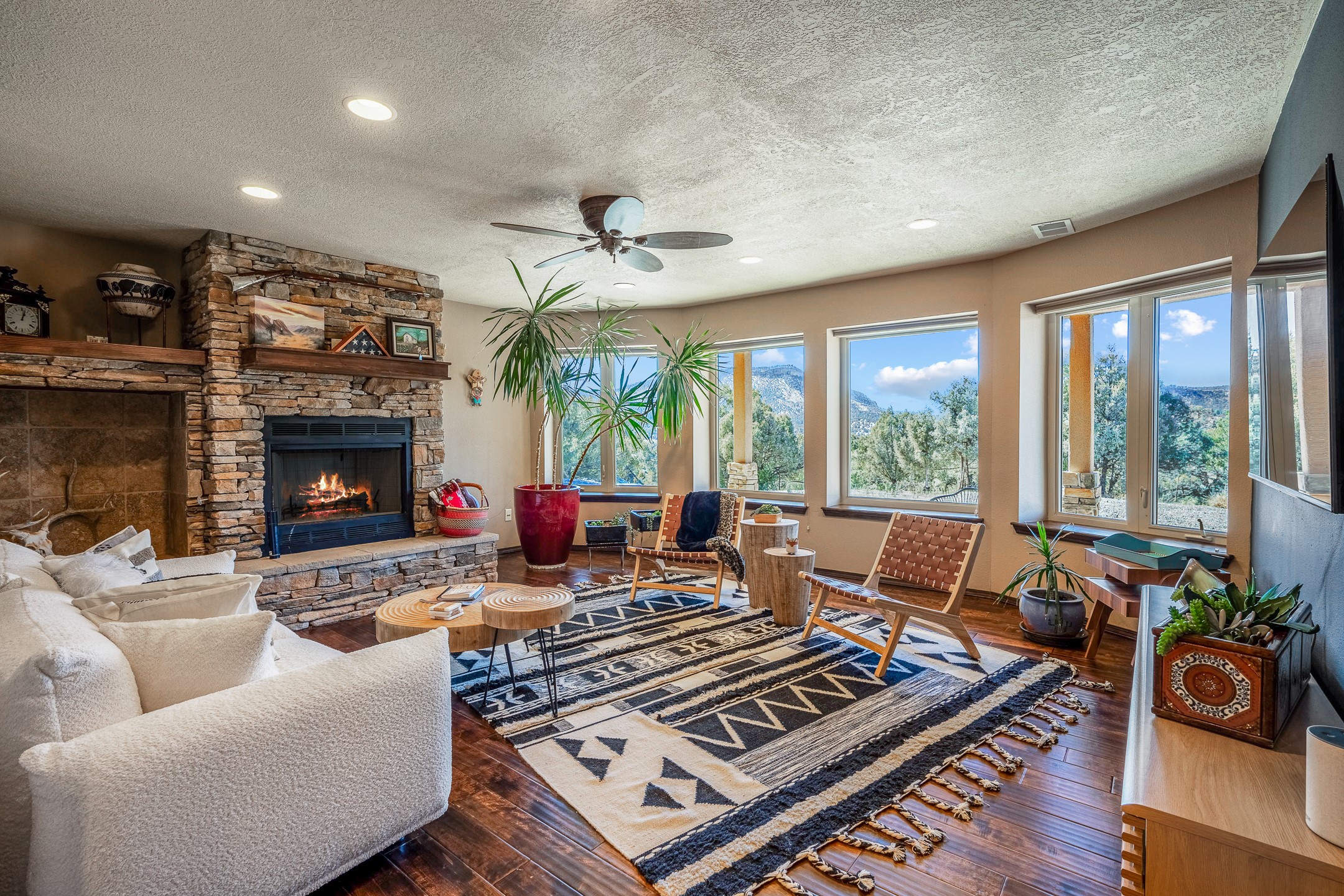 807 County Road 322