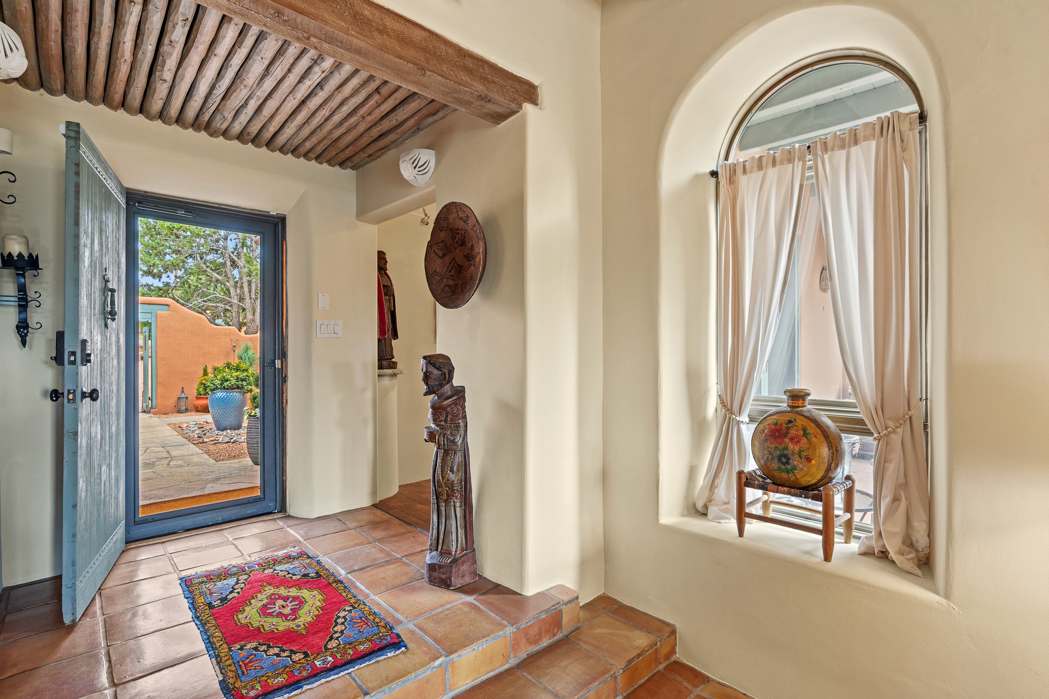 7208 Old Santa Fe Trail