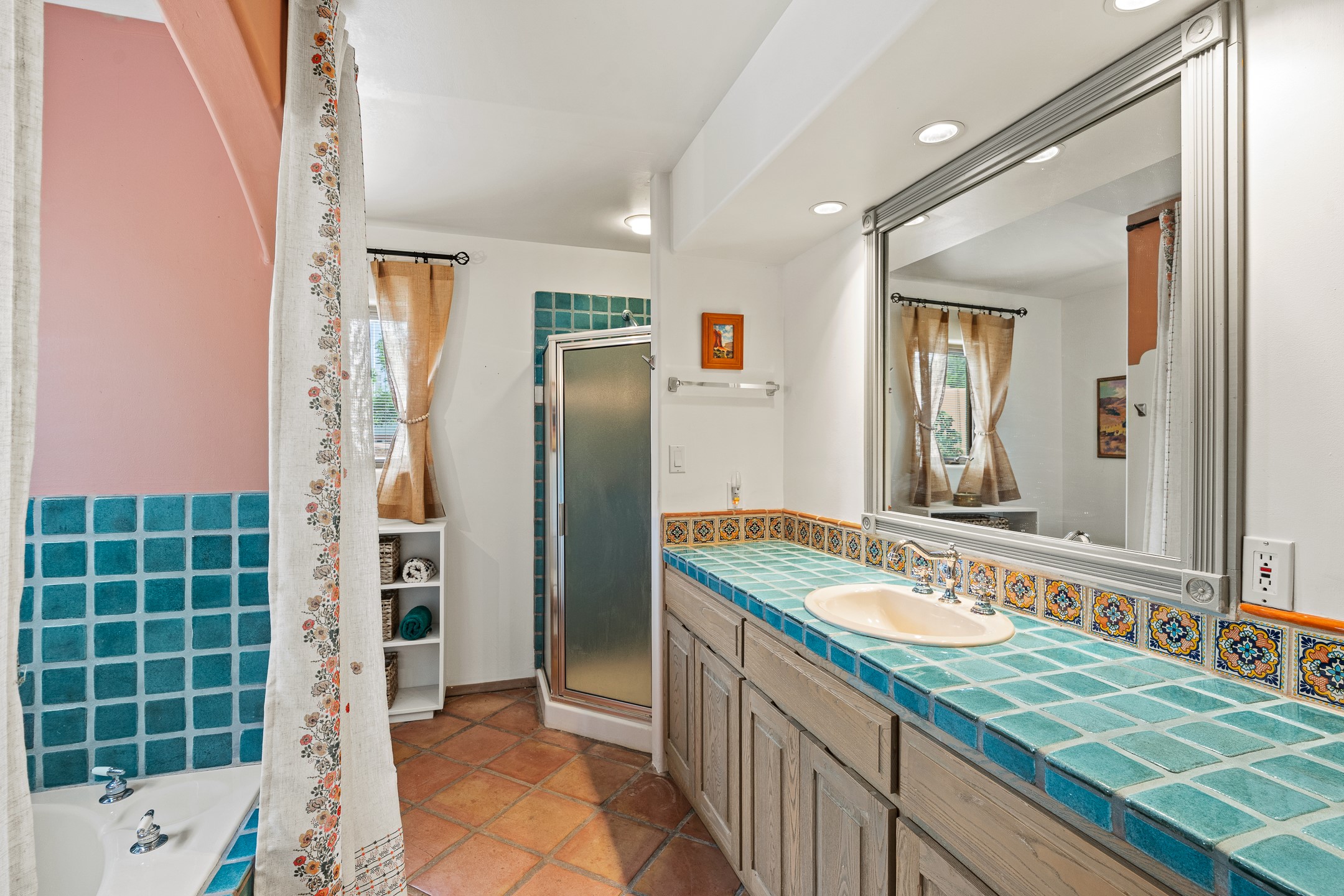 7208 Old Santa Fe Trail