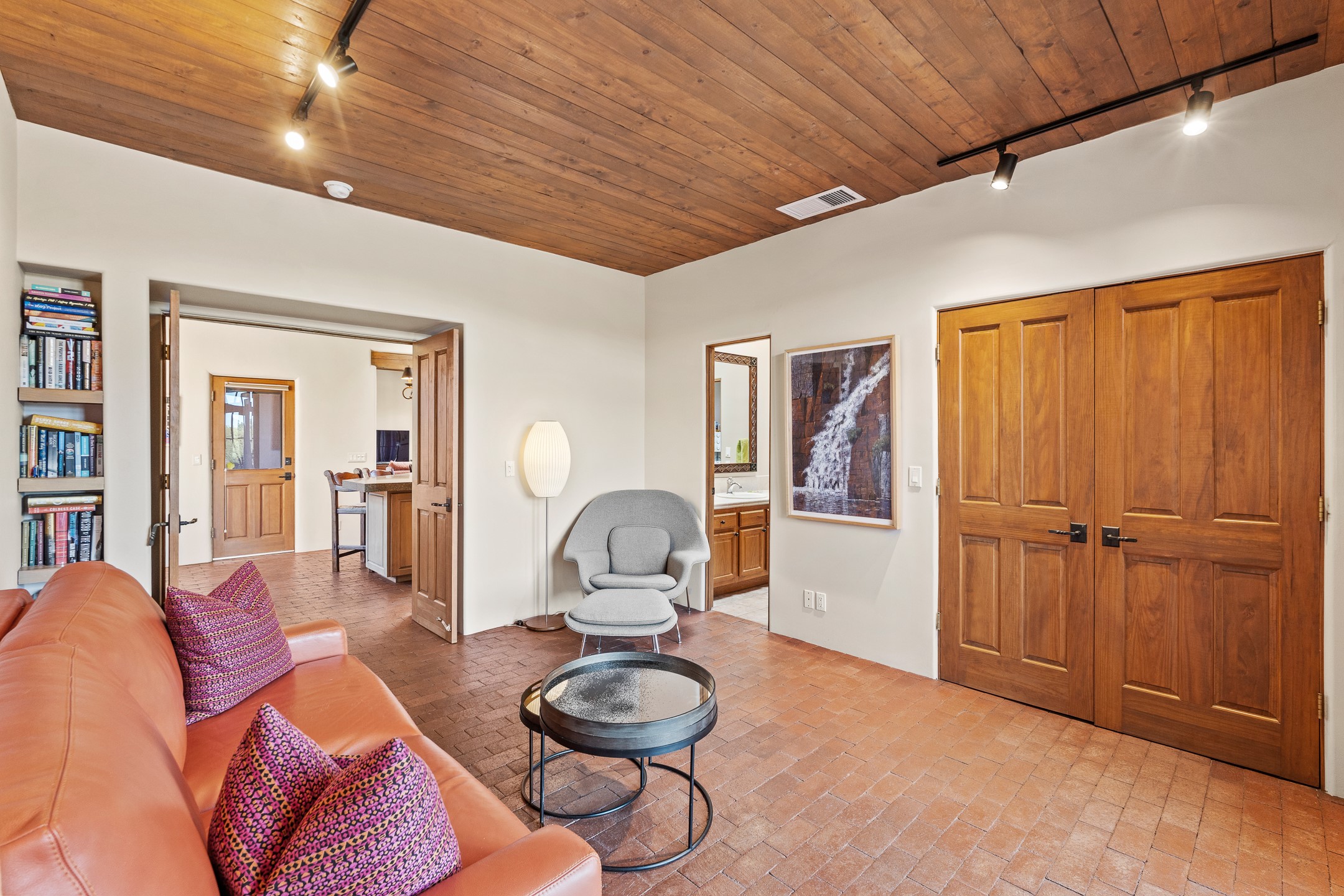 4 Thistle Lane