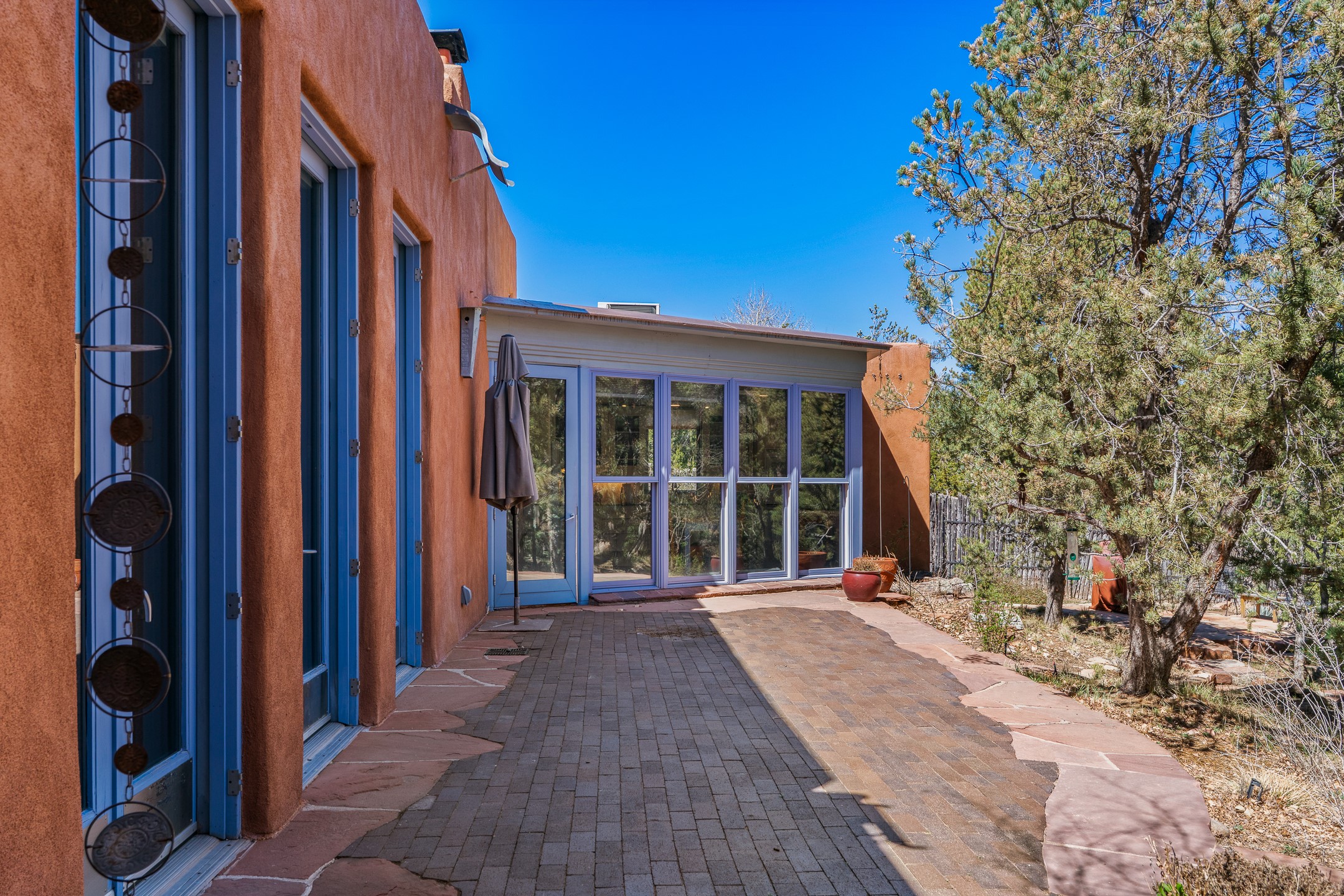 613 Camino Del Monte Sol