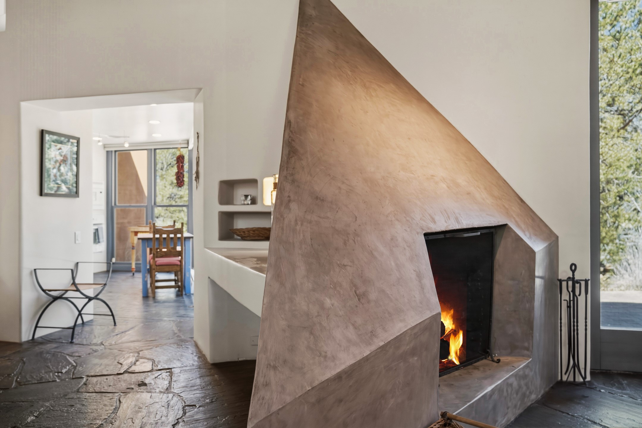 613 Camino Del Monte Sol