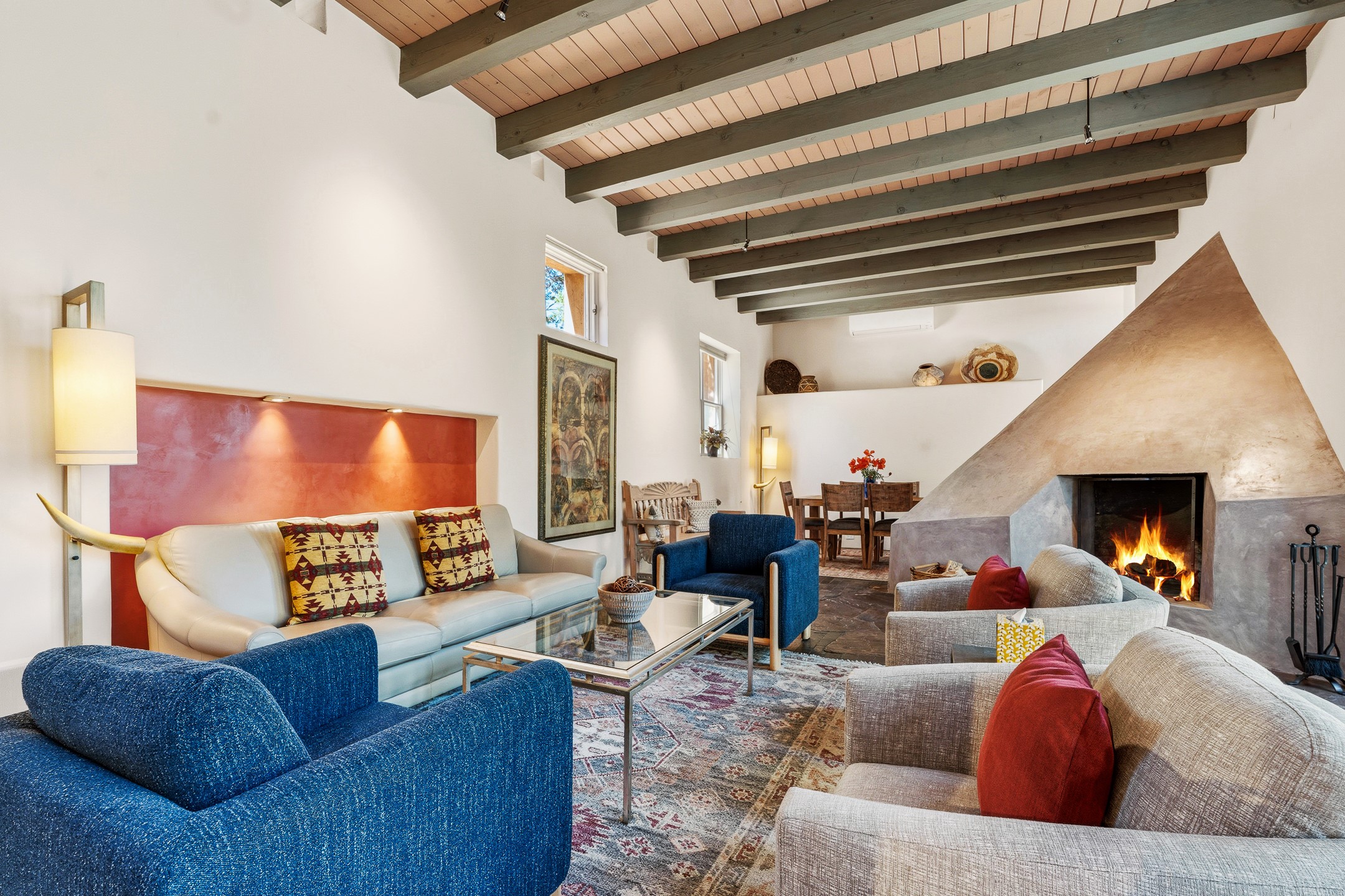 613 Camino Del Monte Sol