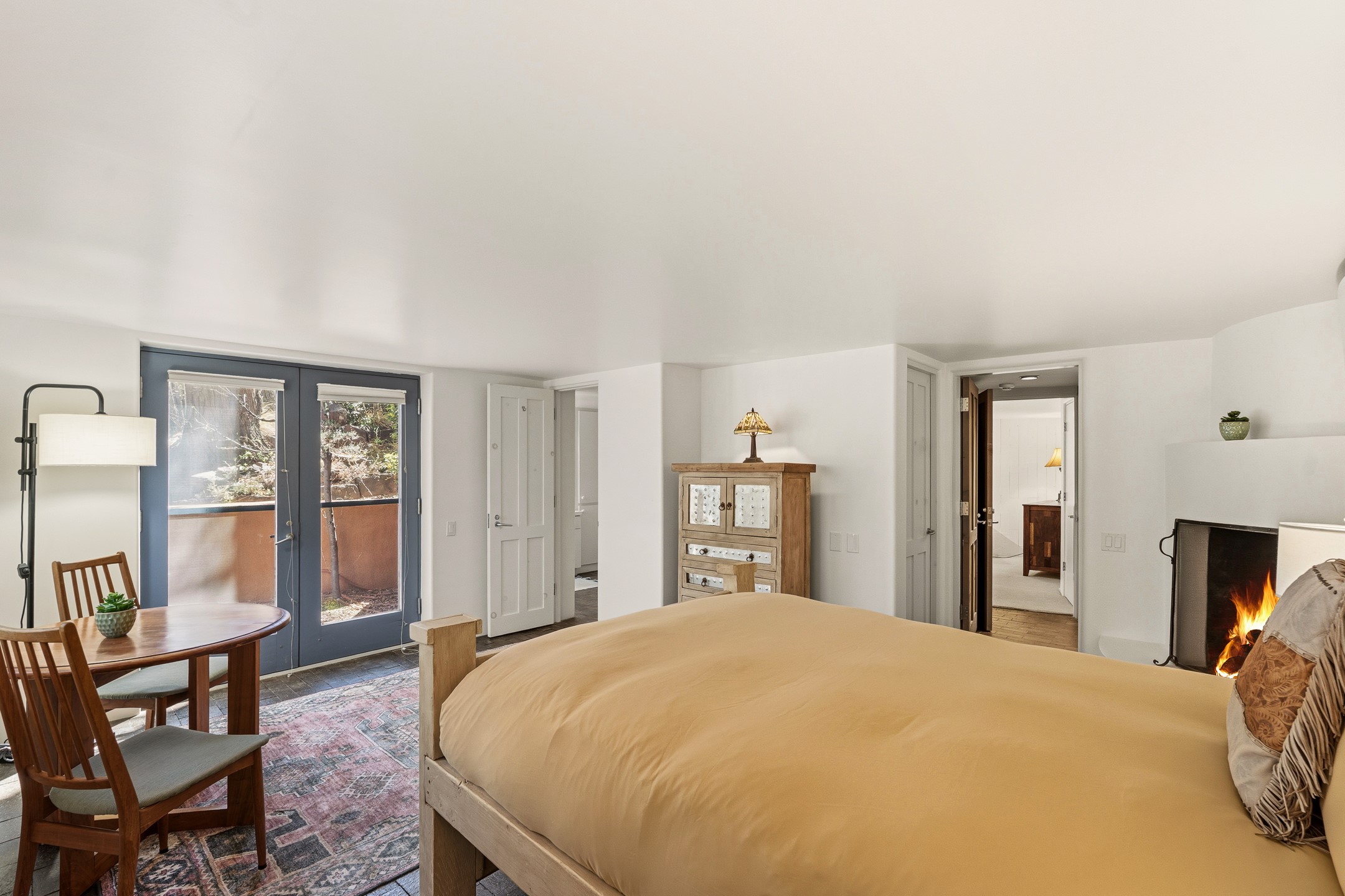 613 Camino Del Monte Sol