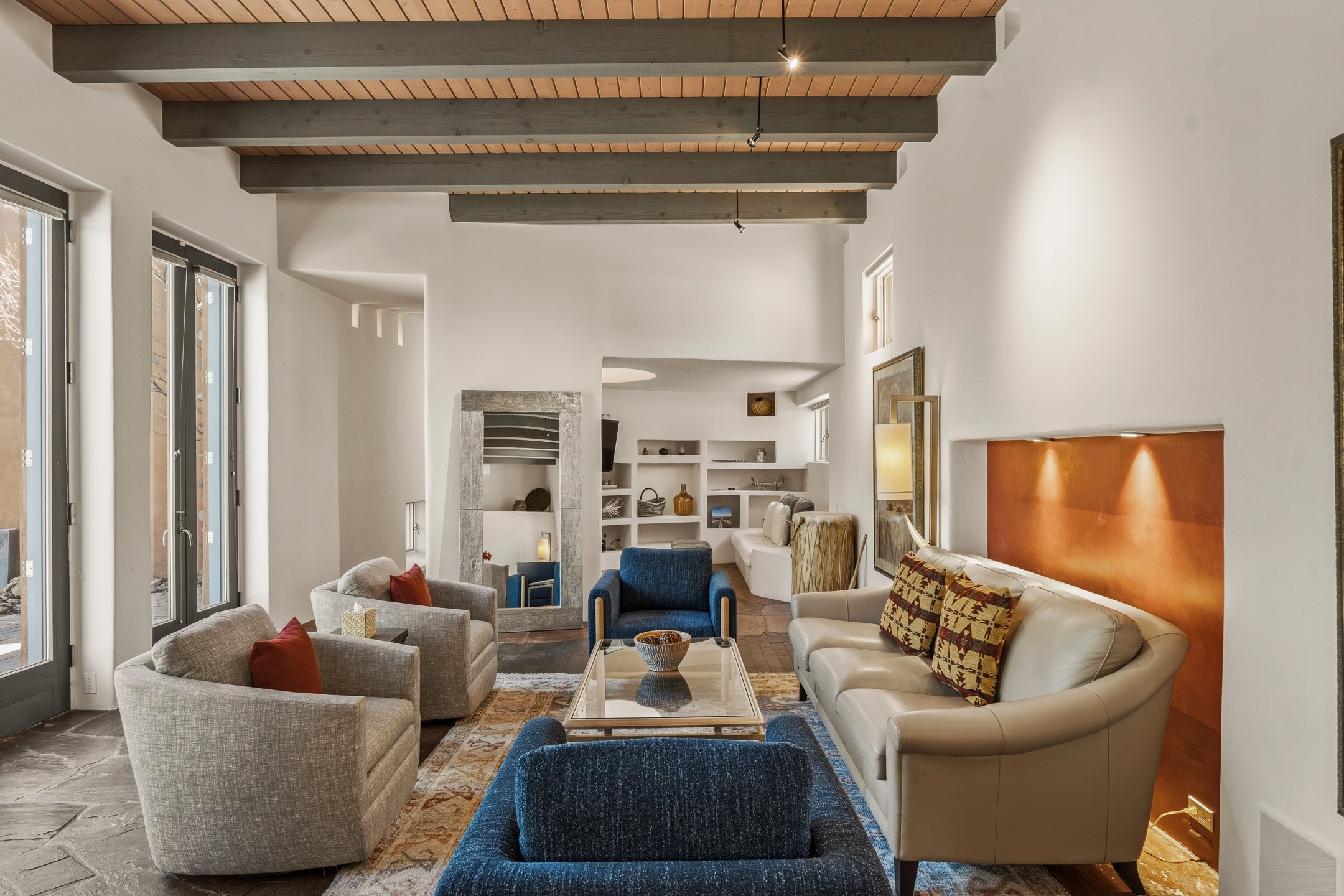 613 Camino Del Monte Sol