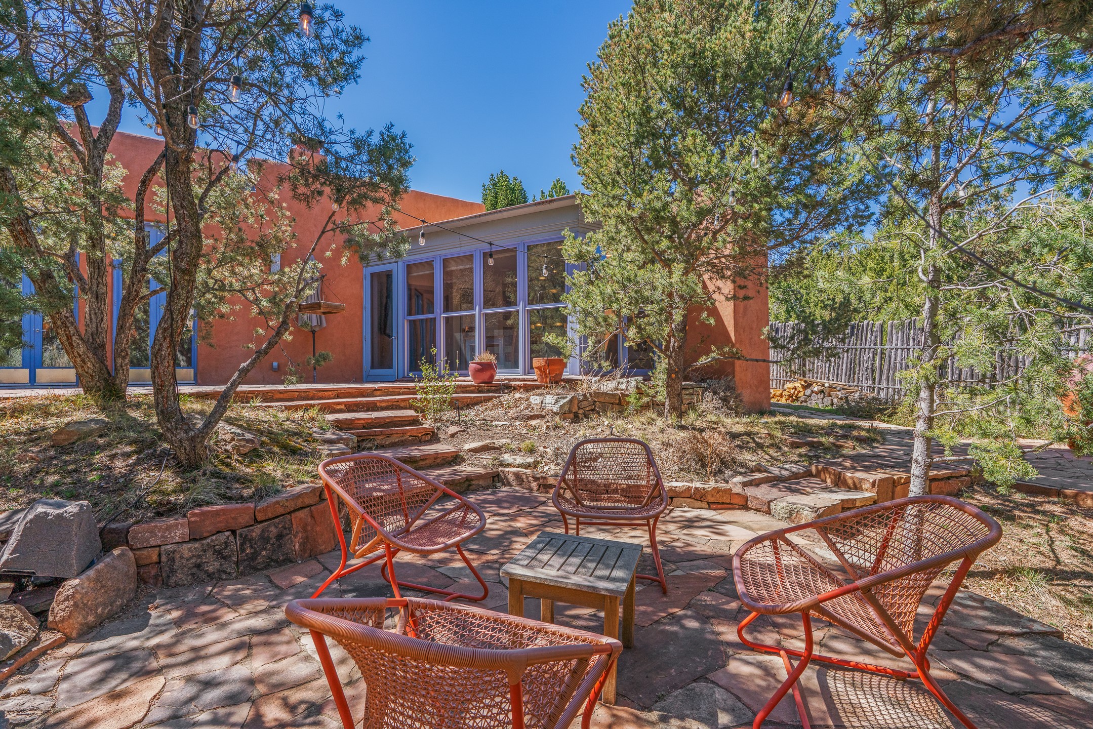 613 Camino Del Monte Sol