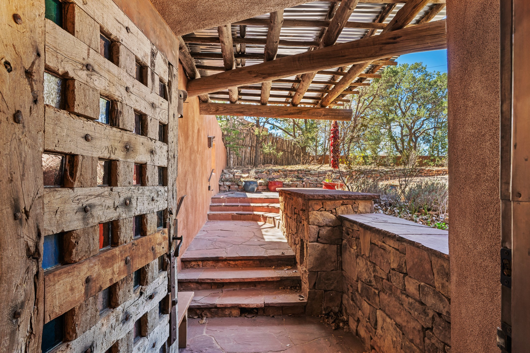 613 Camino Del Monte Sol