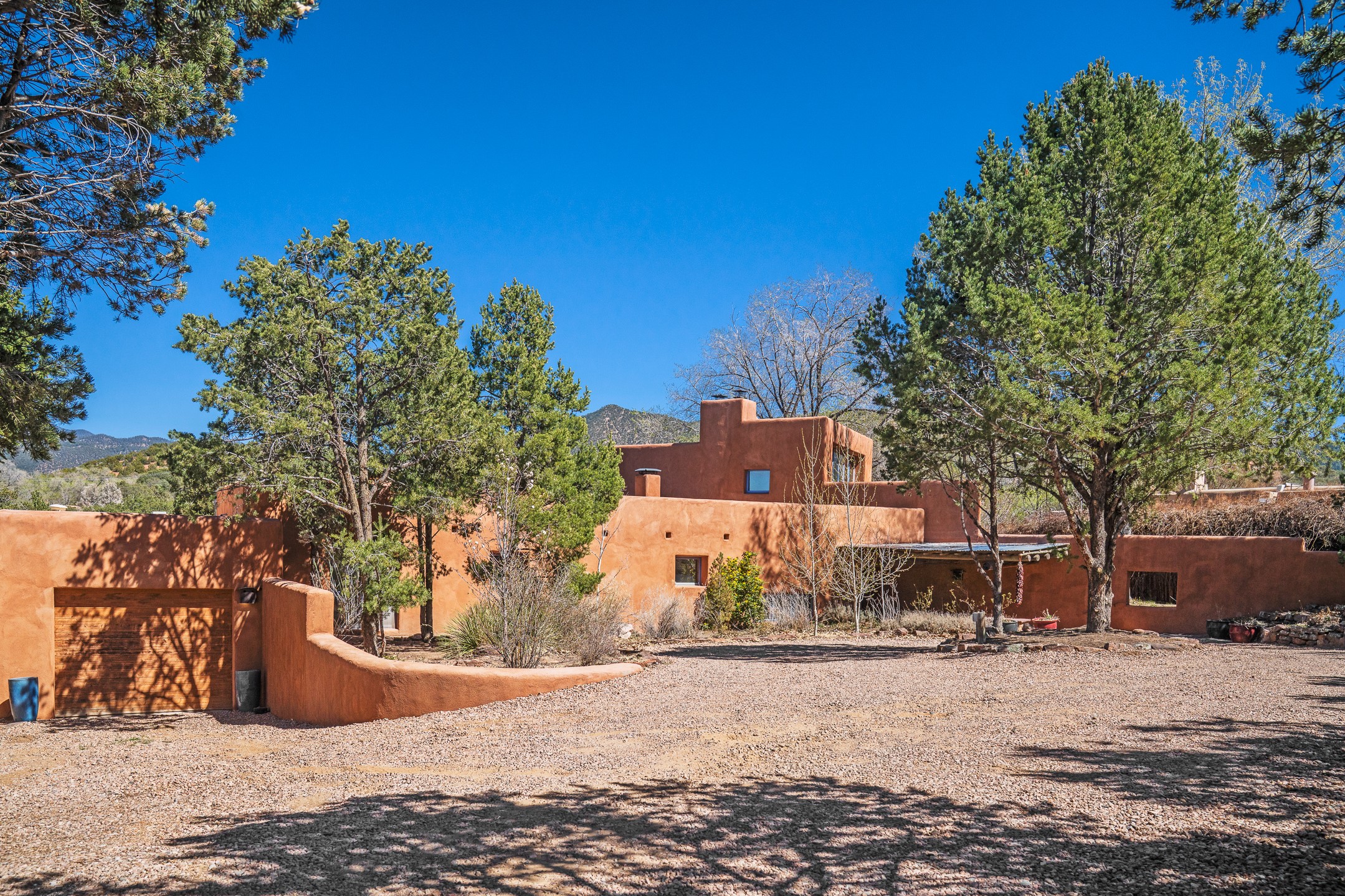 613 Camino Del Monte Sol