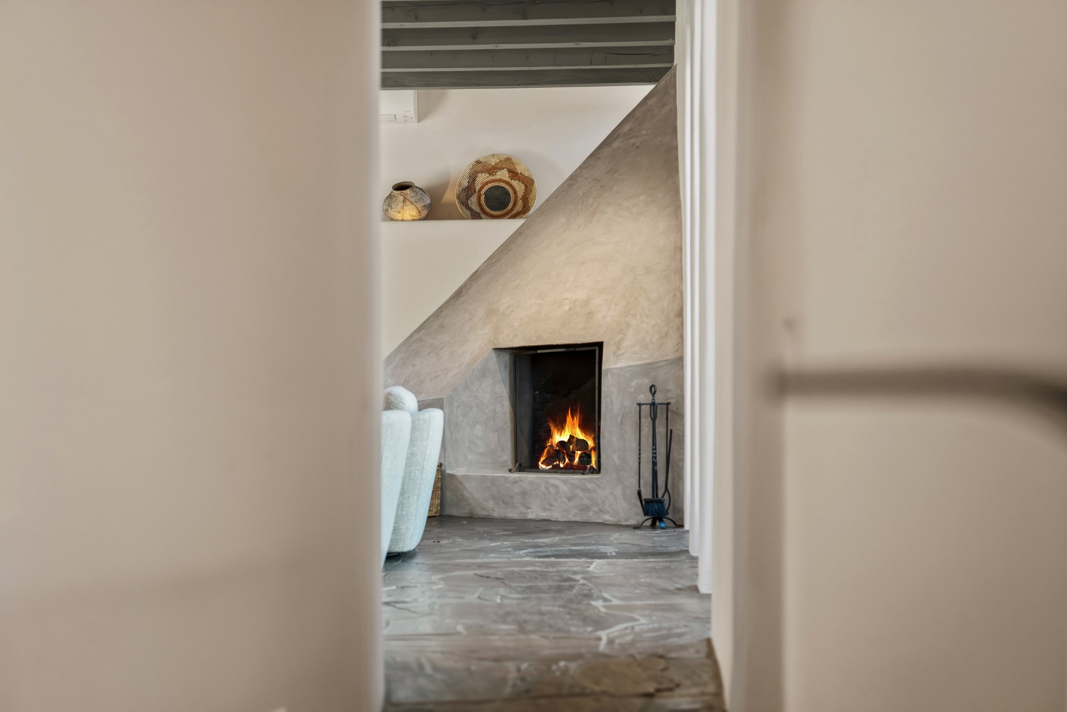 613 Camino Del Monte Sol