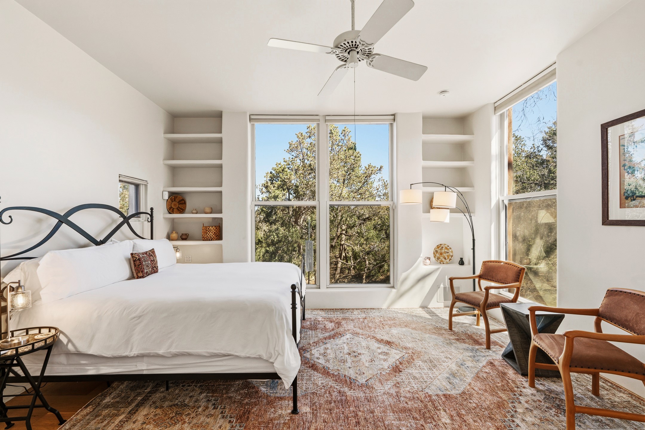 613 Camino Del Monte Sol