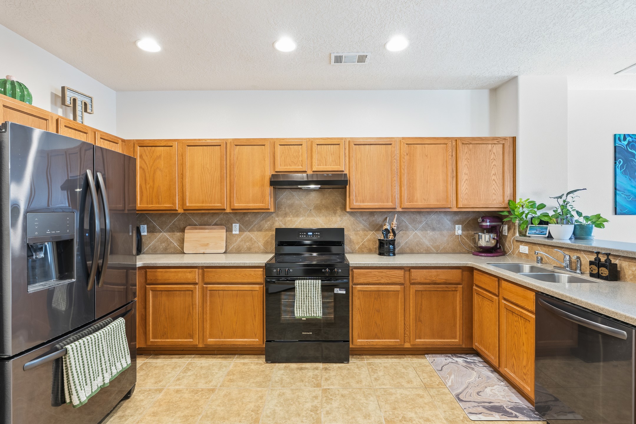 3432 B San Luis