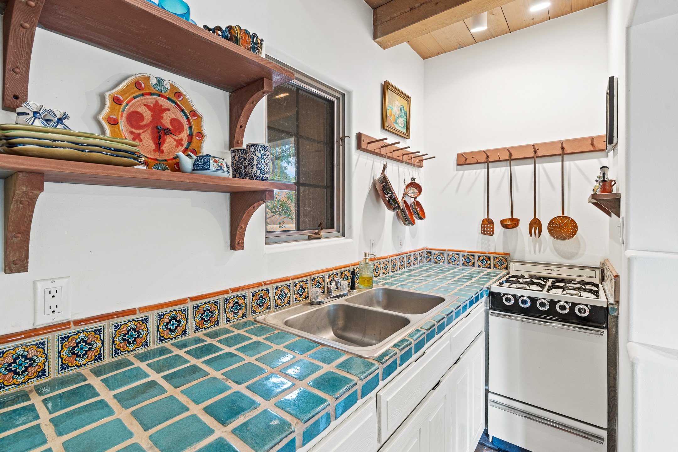 7208 Old Santa Fe Trail