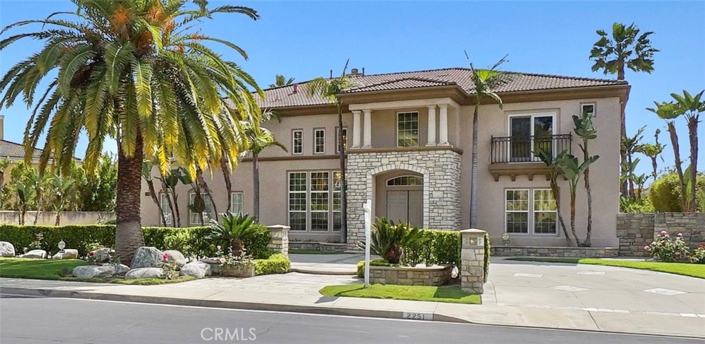 2251 Cascade Way