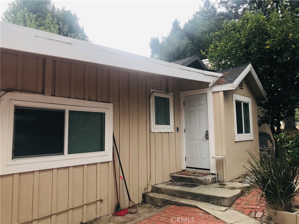 16086 Grand Avenue
