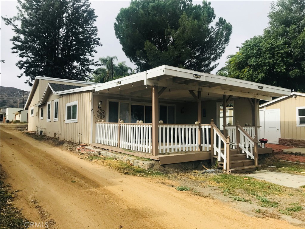 16086 Grand Avenue