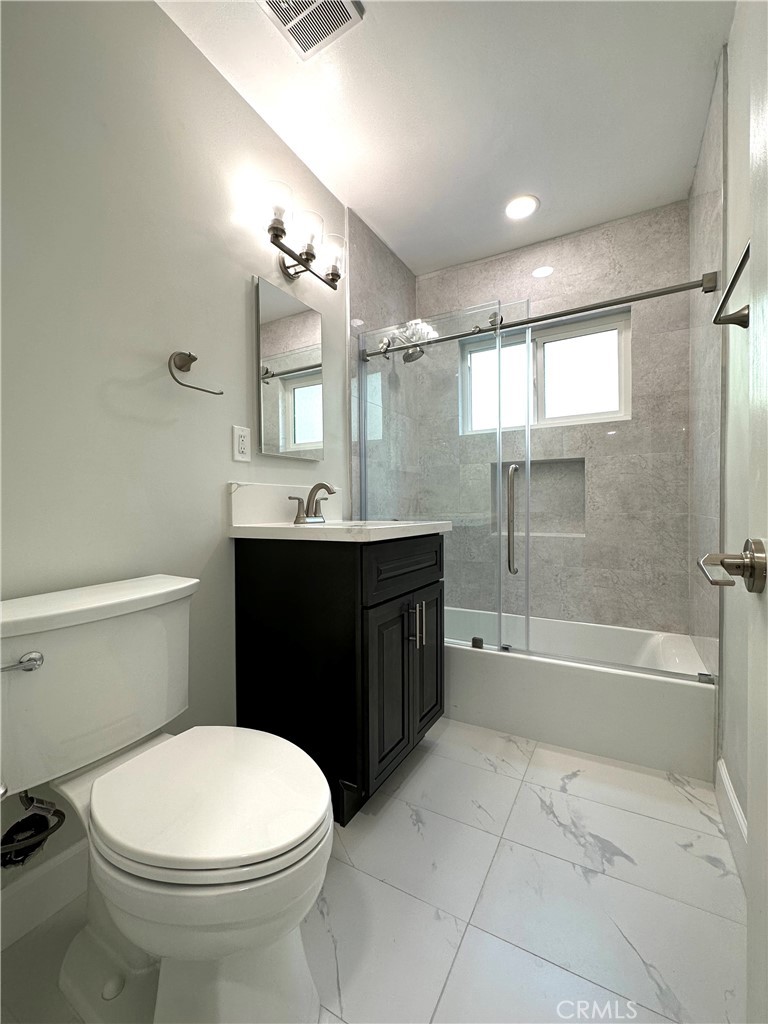 41 N Sierra Bonita Avenue A