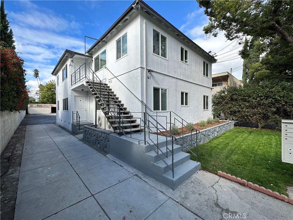 41 N Sierra Bonita Avenue A