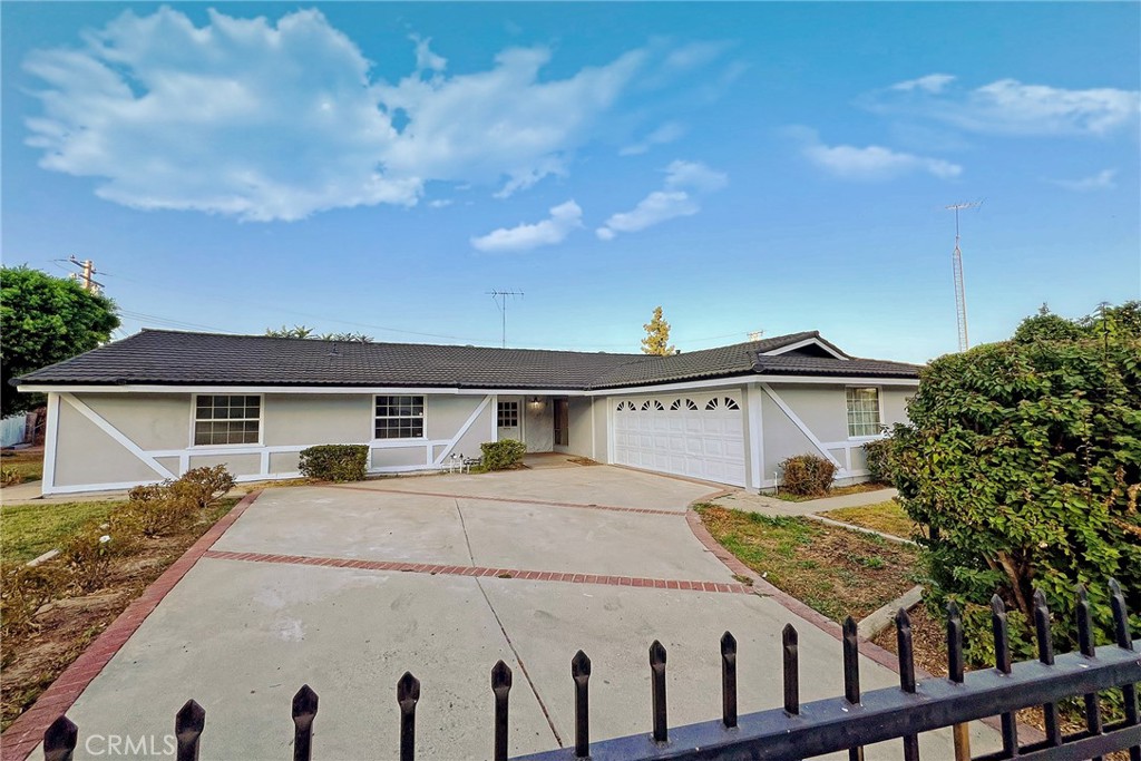 14407 Autumn Moon Drive