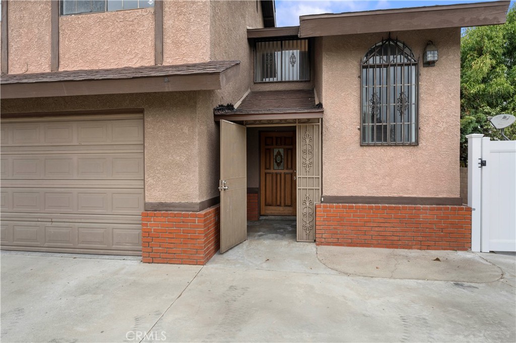 15641 Mentz Street 4