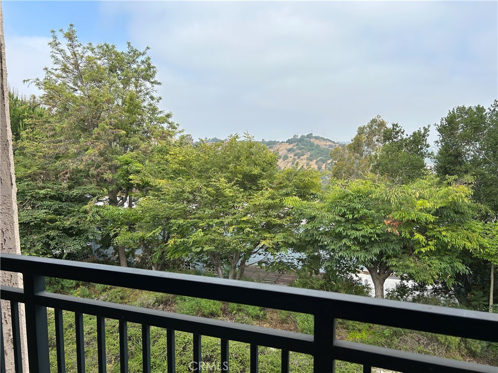 4499 Via Marisol 327