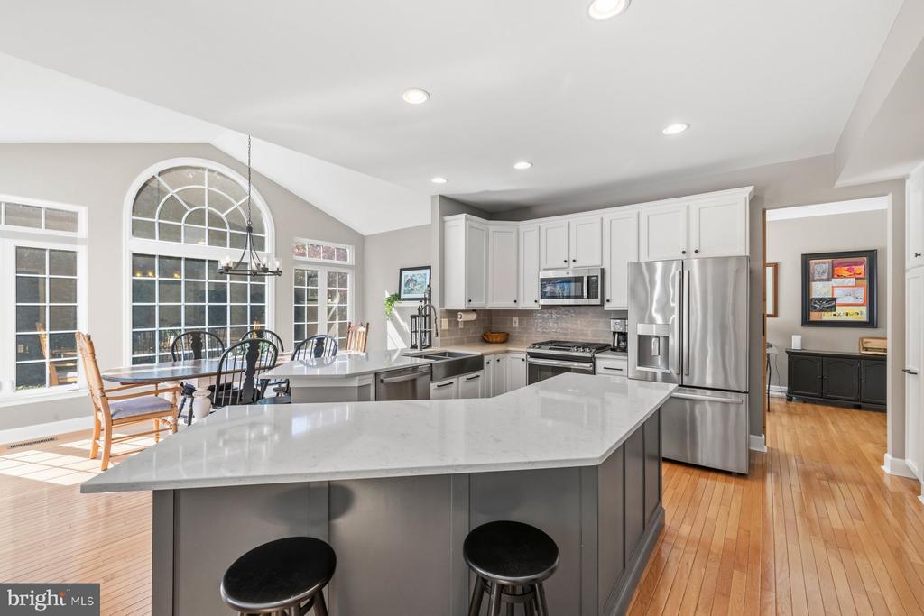 1204 LONGBOW ROAD