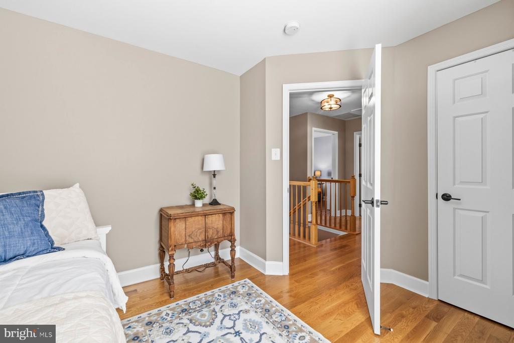 1204 LONGBOW ROAD